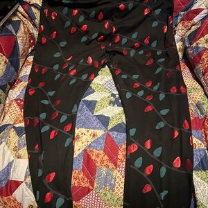 Zoe + Liv Black Leggings with Red and Teal Pattern